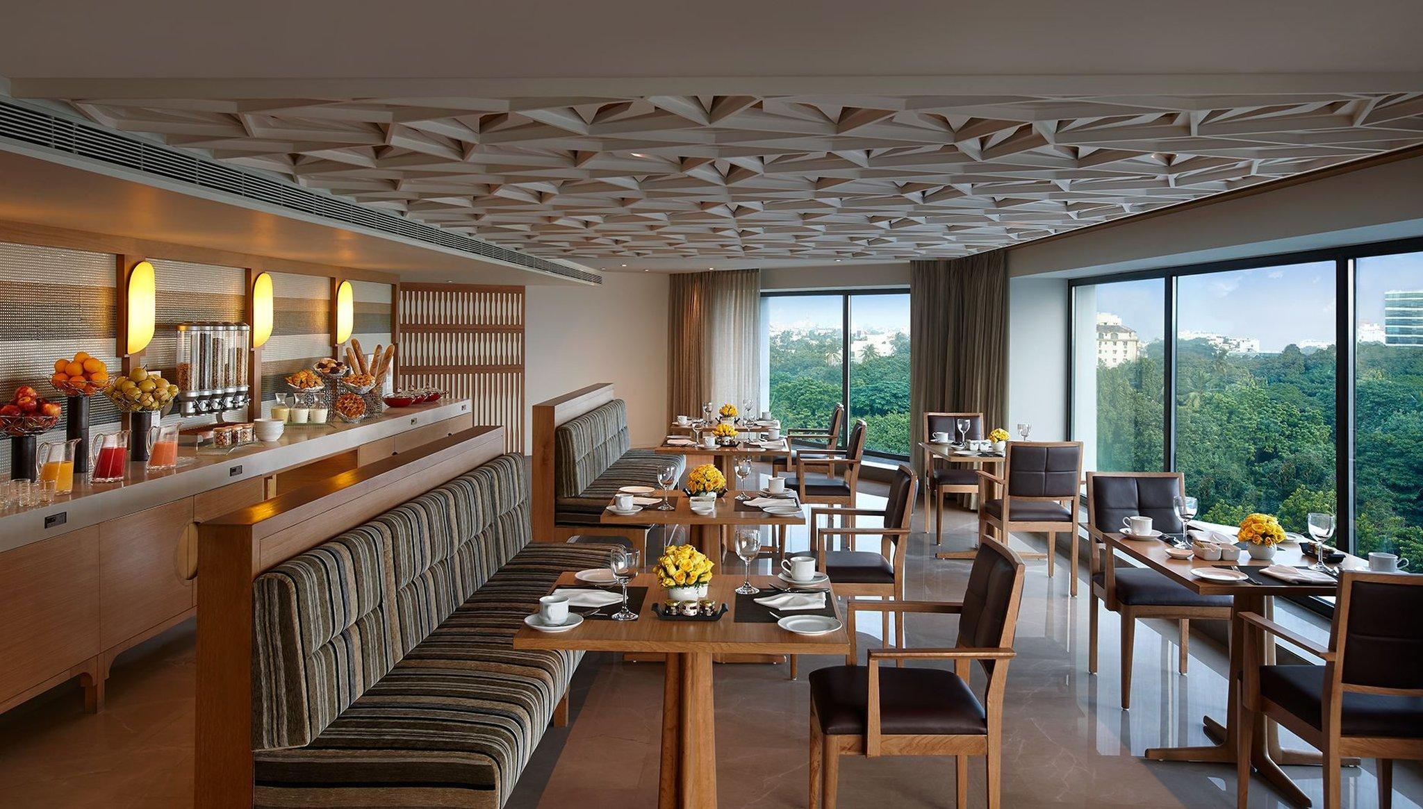 Crowne Plaza Chennai Adyar Park, An Ihg Hotel Экстерьер фото The Park, Hyderabad
